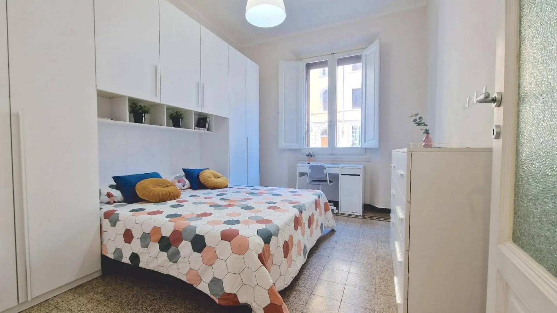 Fabbroni Apartment By Florence Sweet Homes 0*,